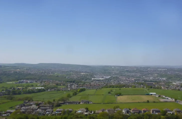 Living in Lindley: House Prices, Schools, Cafés and Buyer Demand